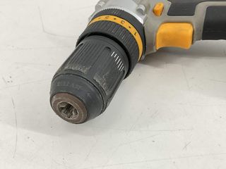 taladro a bateria titan tti884com