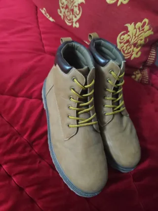 Botas de hombre talla 45