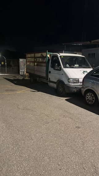 se hacen transportes mudanzas y recogidas