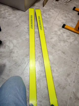 Esquís Rossignol Amarillos