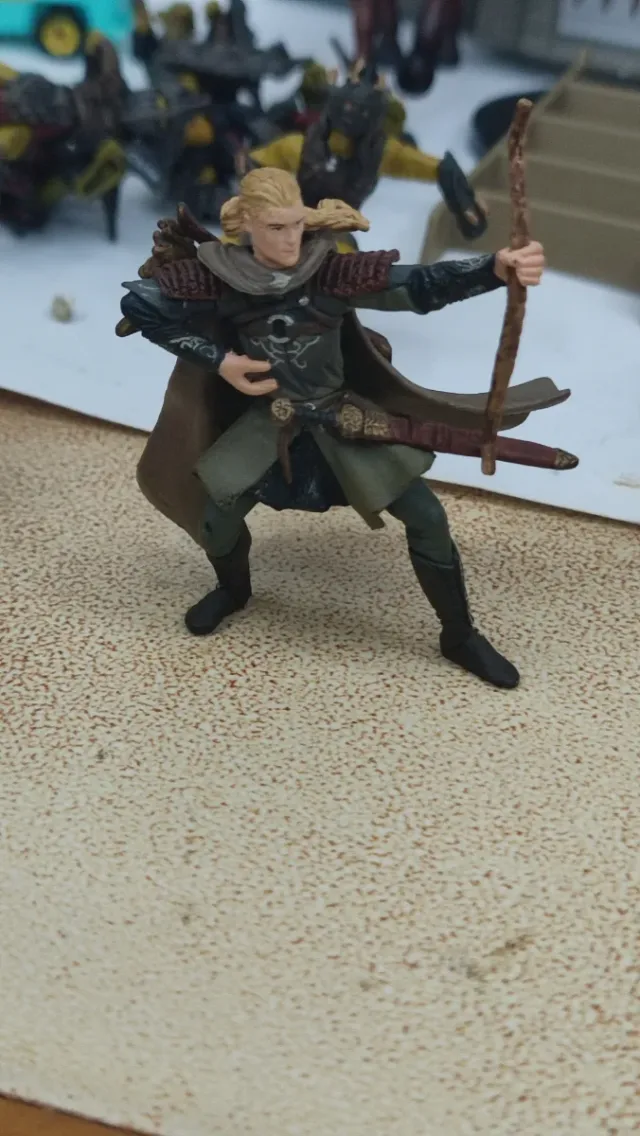 Lote 17 Figure Signore degli Anelli Gioco da Tavolo