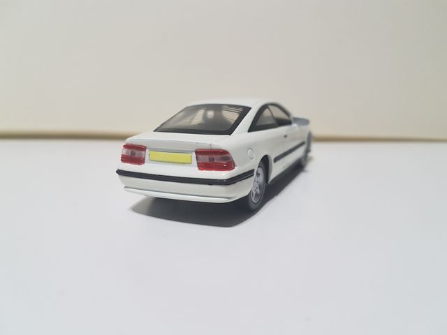 Opel Calibra 1:43