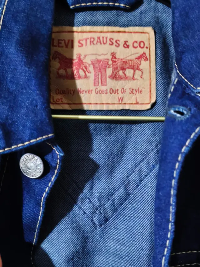 Cazadora Levi's azul