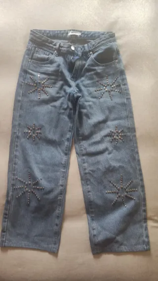 Pantalón vaquero Nicoli con tachuelas