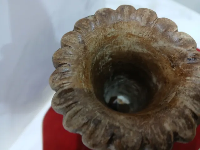 Antigua escultura decorativa