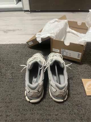 Asics GEL-NYC Gris y Blanco (originales).