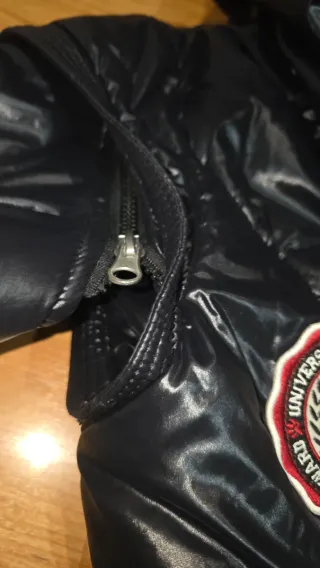 Plumas Holy Preppy Negro