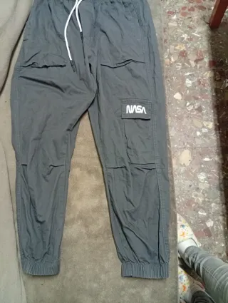 1 Pantalones Paper y 1 NASA Trabajo