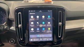 VOLVO XC40 2.0 B3 MHEV PLUS DARK DCT 163 5P