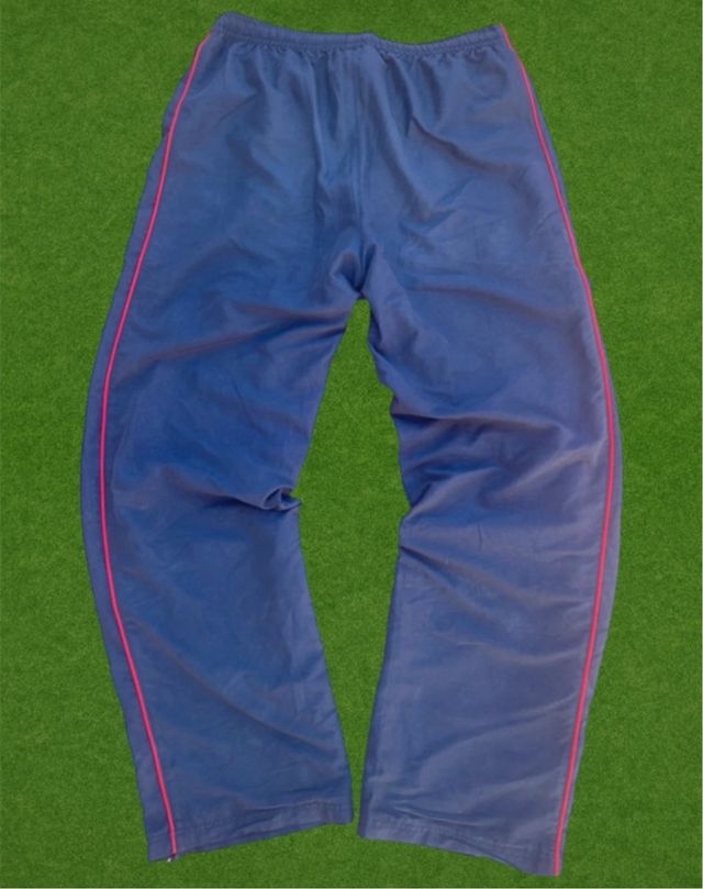 Pantalón vintage 2000s retro track pants