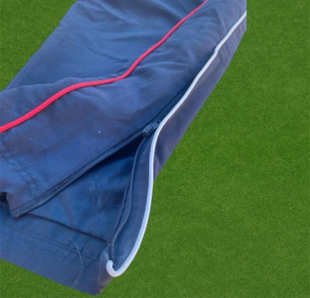 Pantalón vintage 2000s retro track pants