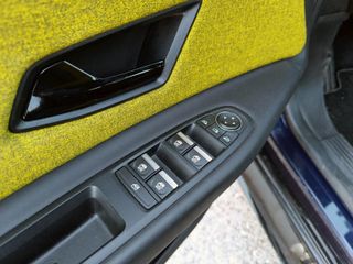 RENAULT R5 BEV 52KWH ICONIC CINQ AUTONOMIA CONFORT 5P