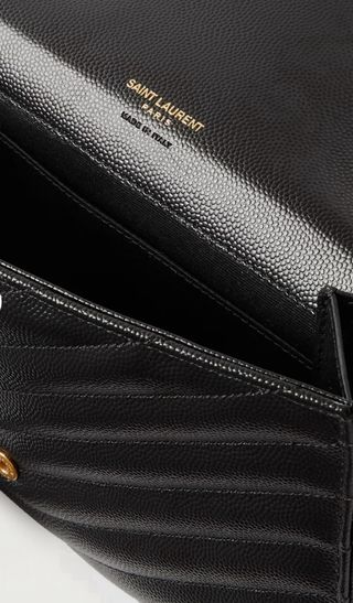 Bolsa YSL Pouch Negra Piel Chevron