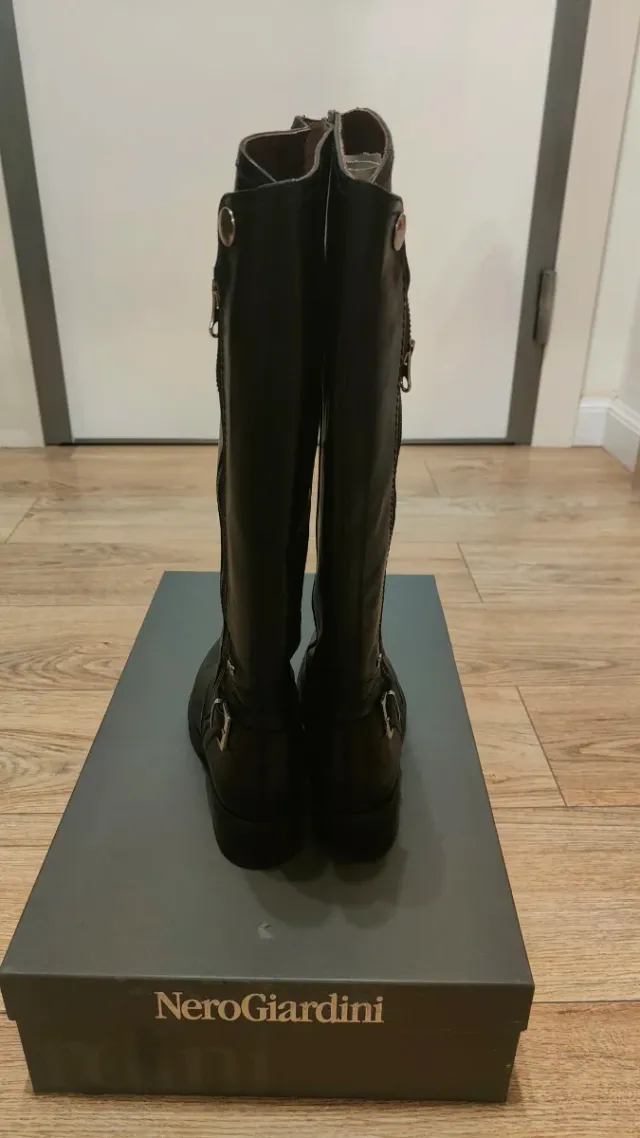 Stivali alti NeroGiardini n.37