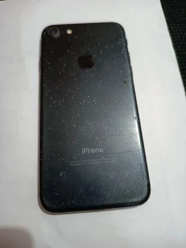 iPhone SE 2020 Negro - Piezas/Reparar