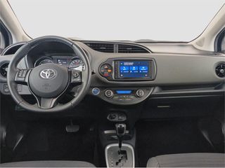TOYOTA Yaris 5P Feel! 100H e-CVT
