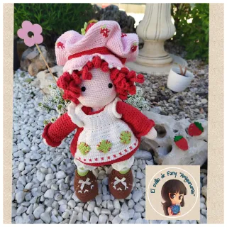 Muñeca Fresita Amigurumi