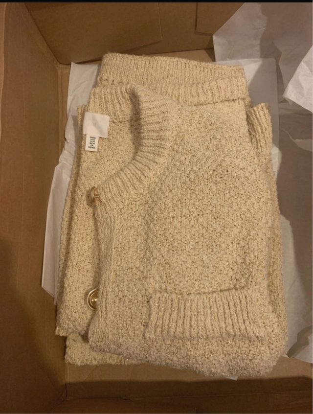 Conjunto tweed falda y cárdigan beige