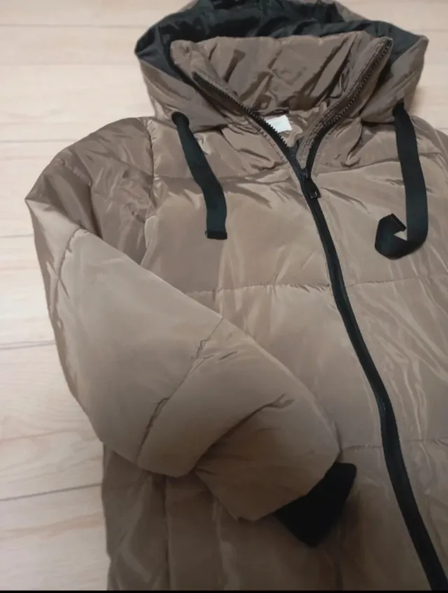 Abrigo largo Primark marrón y negro