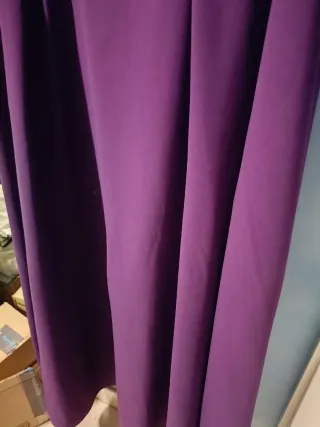 Vestido y torera fiesta morado y negro.