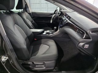 TOYOTA Camry Electric Hybrid Advance