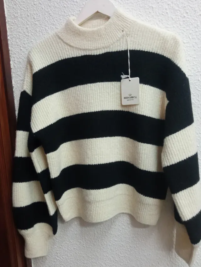Jersey de punto a rayas blanco y negro