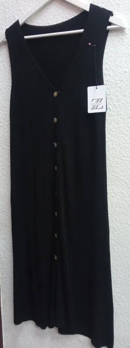 Chaleco de punto negro con botones