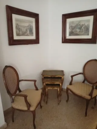 2 Butacas Luis XIV madera y ratán