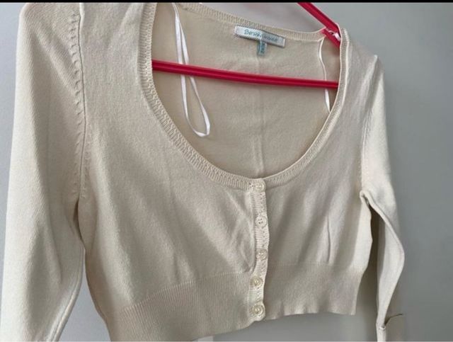 Torera beige Bershka talla S
