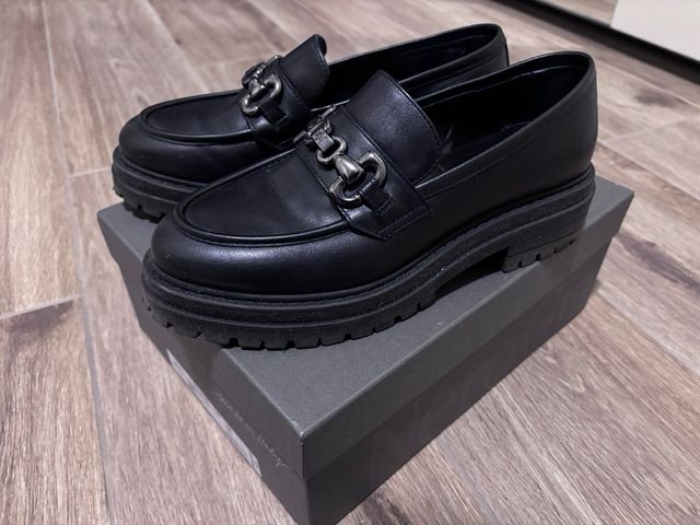 Mocassini NeroGiardini neri con fibbia