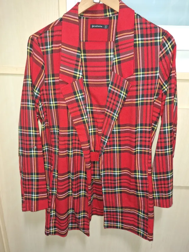 Conjunto blazer y pantalón cuadros rojo