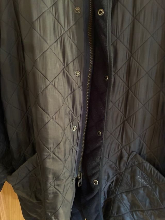 Chaqueta Barbour acolchada azul