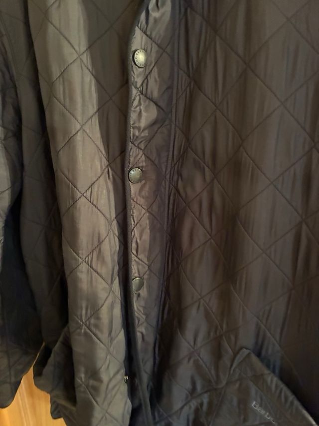 Chaqueta Barbour acolchada azul