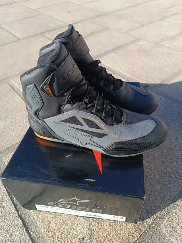 Botas Alpinestars Sektor WP Negras/Gris