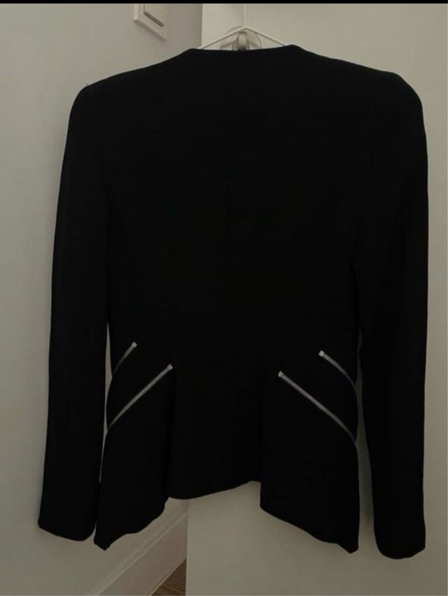 Blazer Zara Negra Talla XS