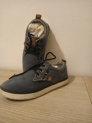 Zapatos niño vestir azul y blanco