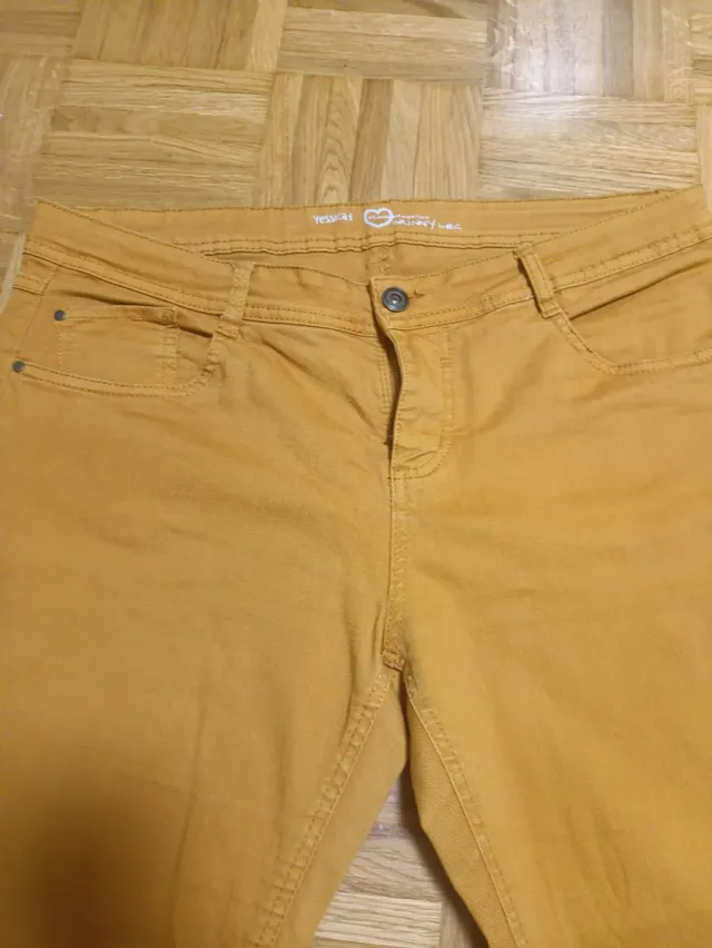 Pantalones Morados Talla 44 ,46,42