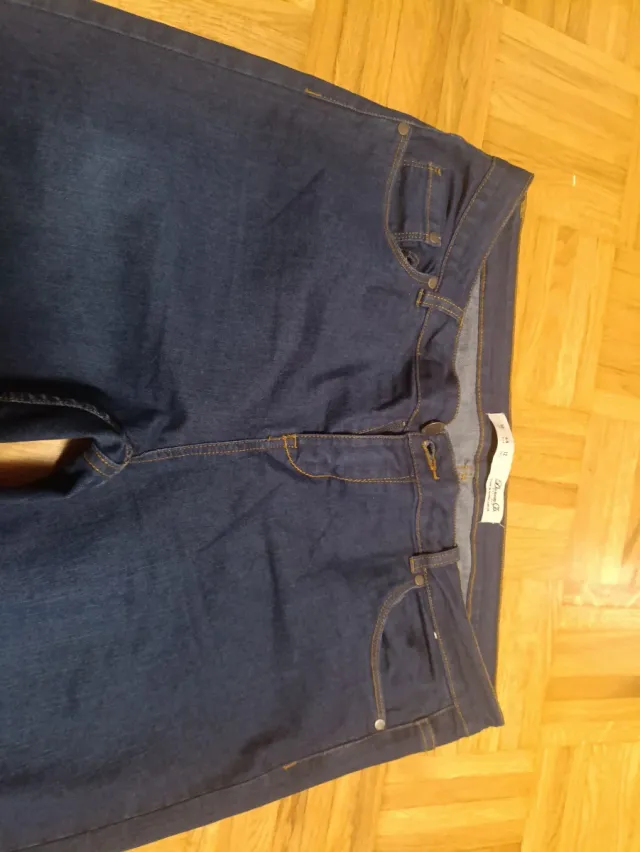 Pantalones Morados Talla 44 ,46,42