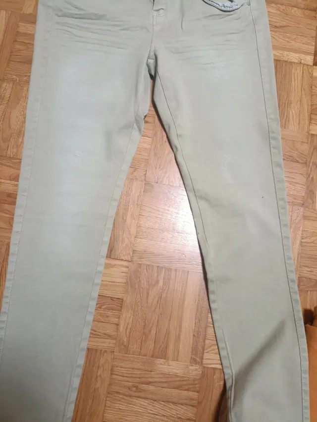 Pantalones Morados Talla 44 ,46,42