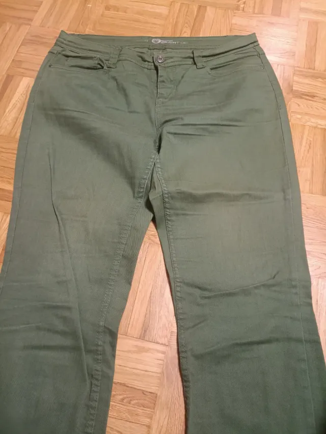 Pantalones Morados Talla 44 ,46,42