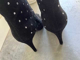 Botines Toral ante tachuelas negros T.37