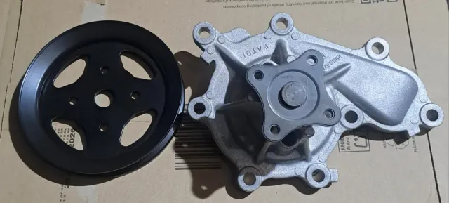 Bomba de agua con junta