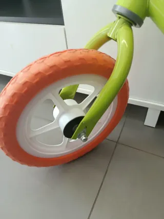 Bicicletta senza pedali come nuovo