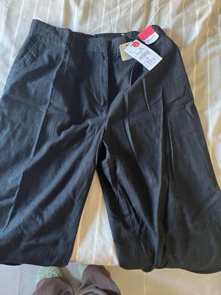 Pantalón negro ancho Talla L