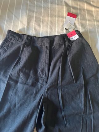 Pantalón negro ancho Talla L