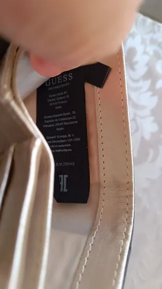 Cartera GUESS nueva