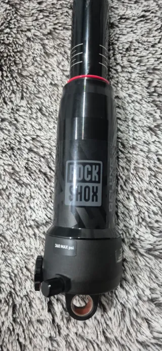 Amortiguador Rock Shox bici nuevo.