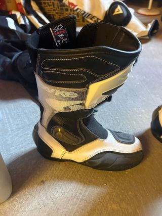 Traje Moto Cuero Dainese + Botas