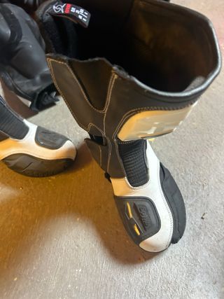 Traje Moto Cuero Dainese + Botas