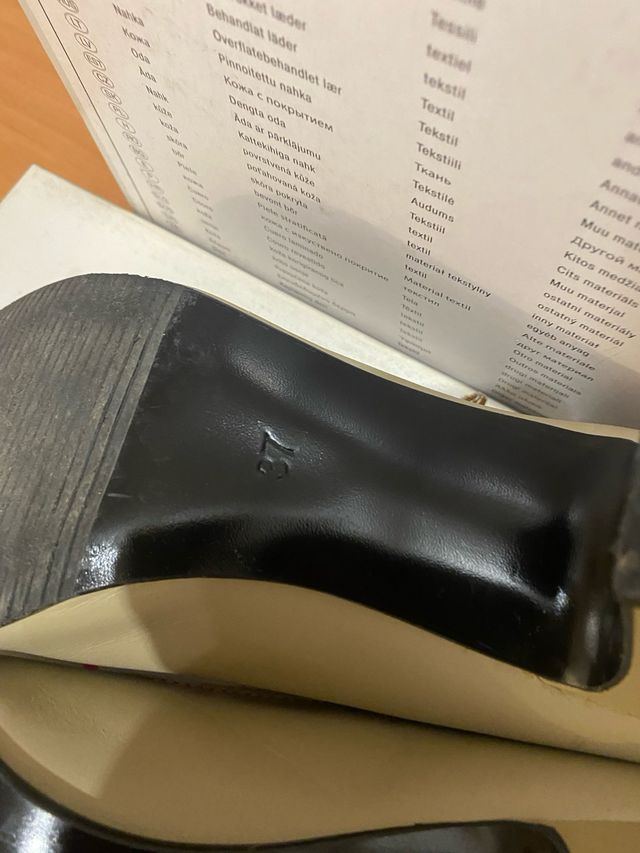 Zapatos Sevillana Talla 38 Beige